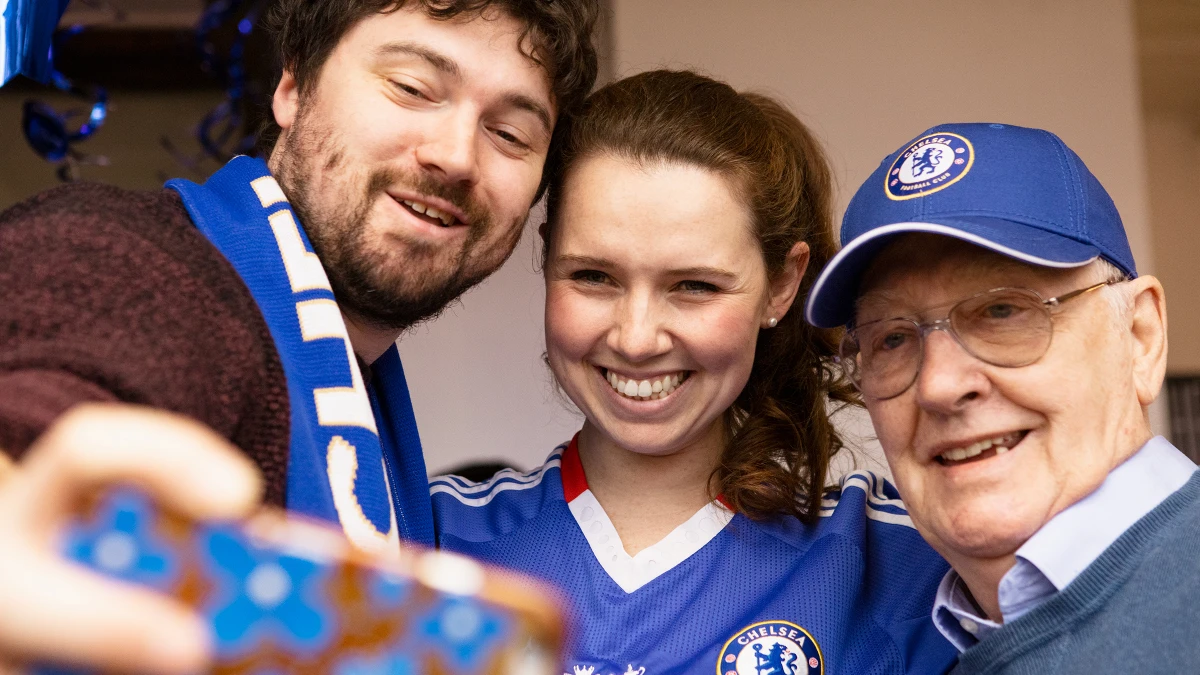 Fan in Chelsea jersey